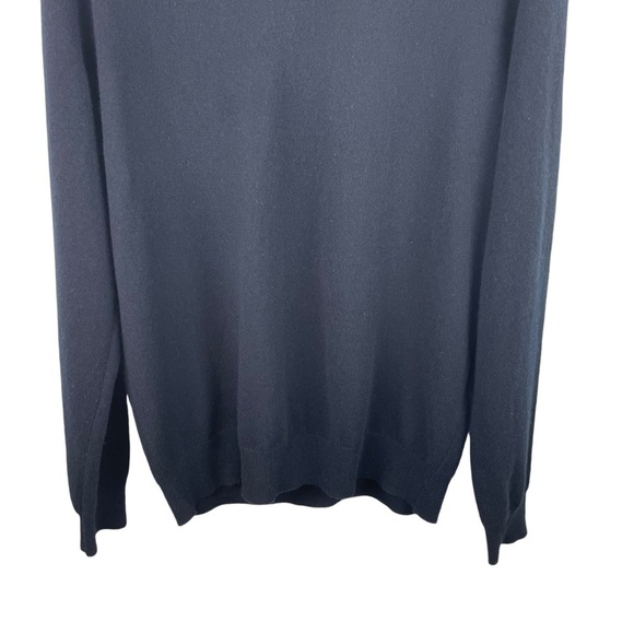 Strategic Business Unit | Navy Blue V Neck Cashmere Pullover Sweater - Picture 3 of 8